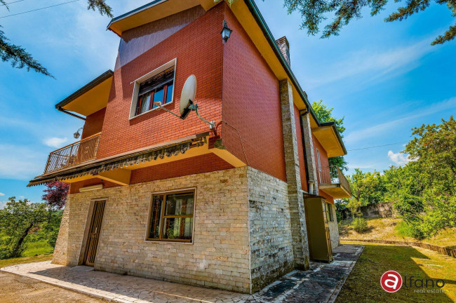 detached house for sale in Isola del Liri