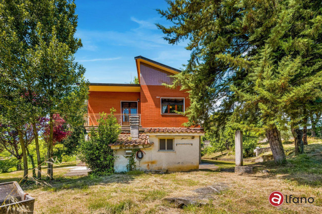 detached house for sale in Isola del Liri