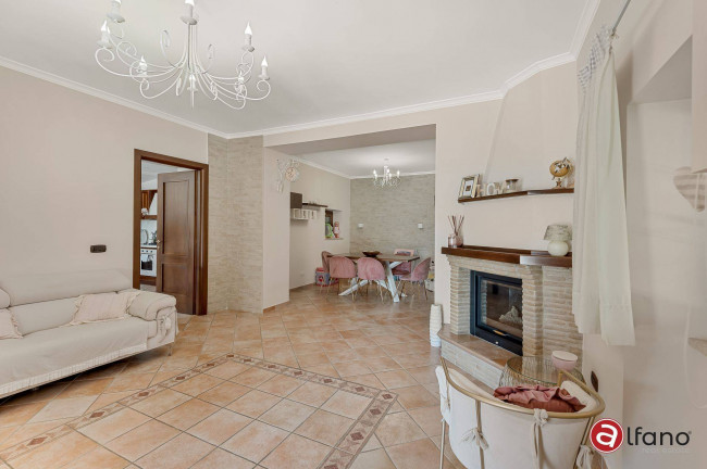 Villa for sale in Pontecorvo