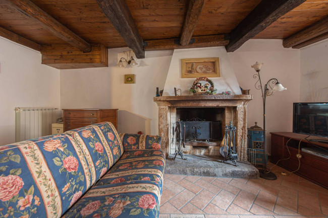 Palazzo storico in vendita a Prossedi
