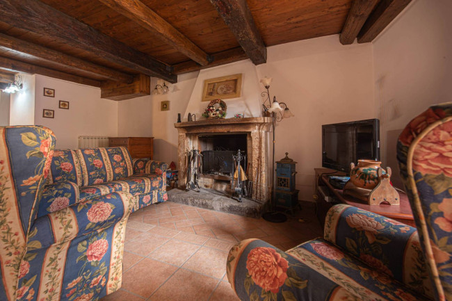 Palazzo storico in vendita a Prossedi