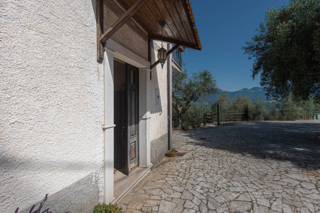 Casa indipendente in vendita a Fontana Liri