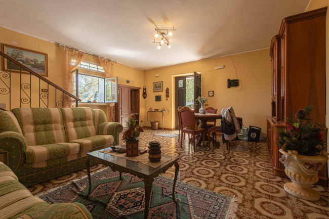Casa indipendente in vendita a Fontana Liri