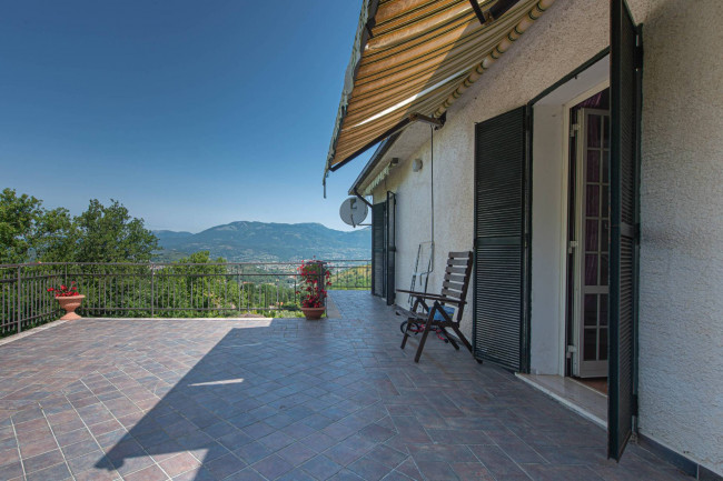 Casa indipendente in vendita a Fontana Liri