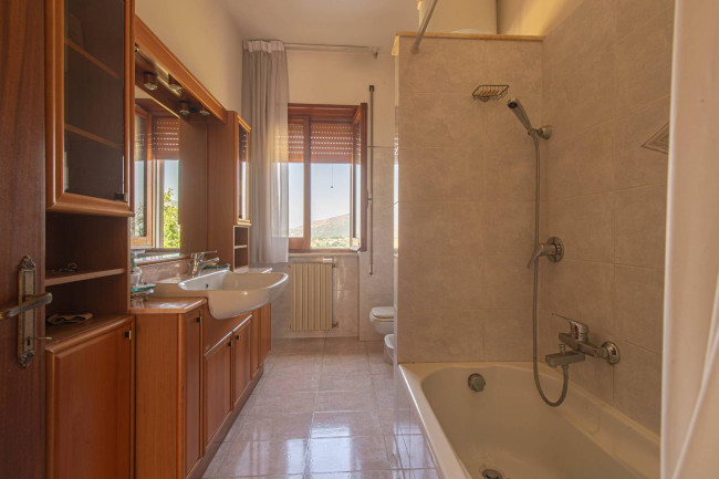 detached house for sale in Roccasecca