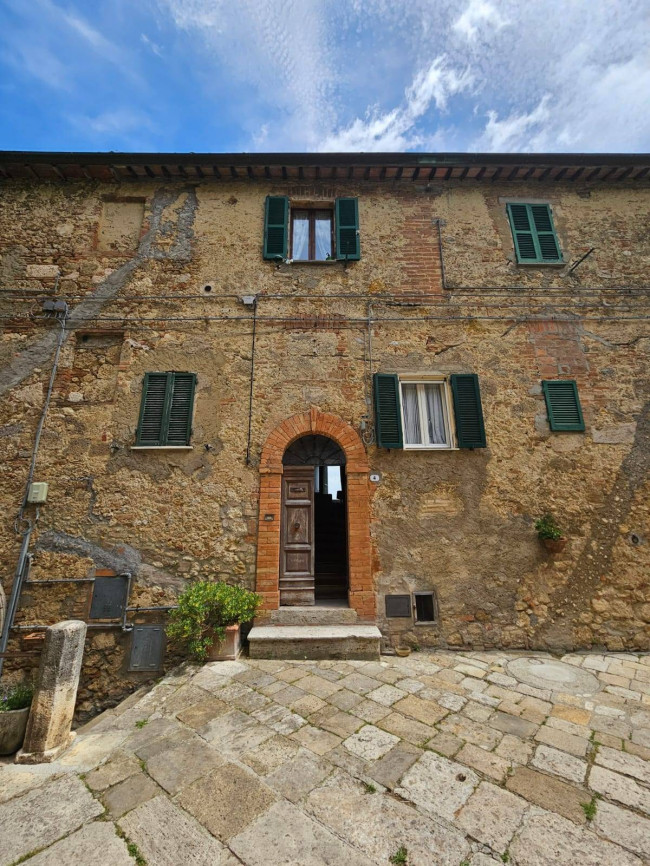 Abitazioni tipiche storiche in vendita a Cetona