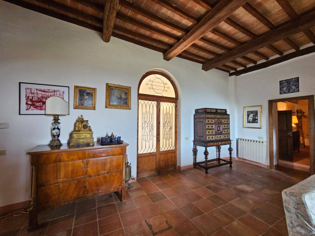 Abitazioni tipiche storiche in vendita a Cetona