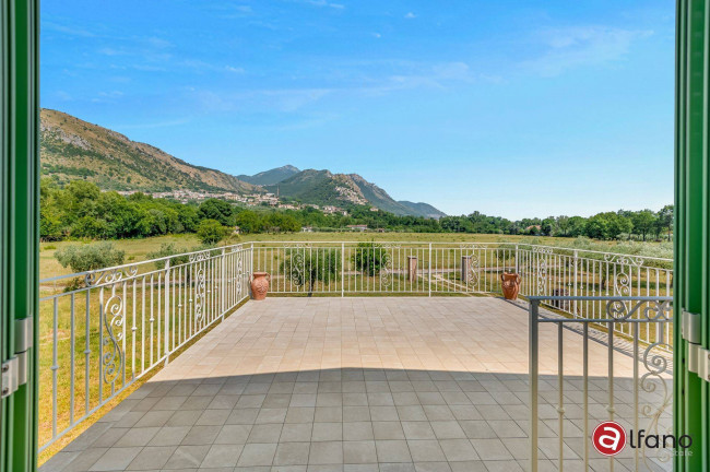 Villa for sale in Roccasecca
