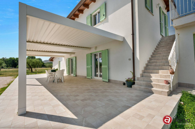 Villa for sale in Roccasecca