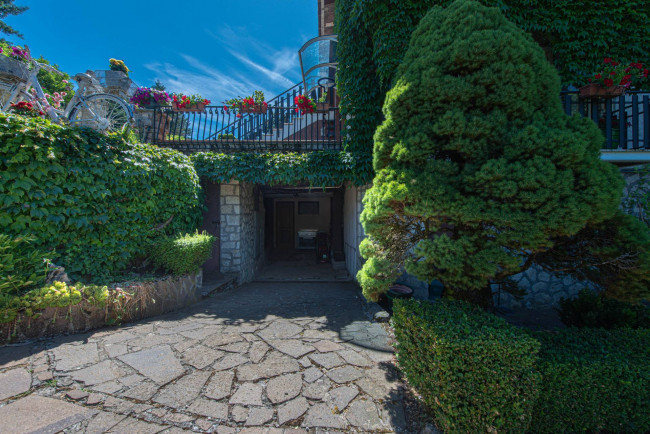 Casa indipendente in vendita a Trevi nel Lazio