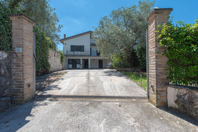 Casa indipendente in vendita a Cervaro