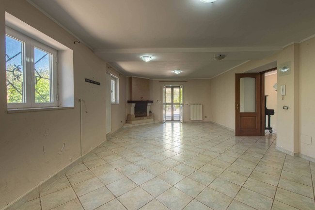 Casa indipendente in vendita a Cervaro