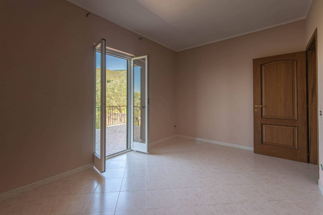 Casa indipendente in vendita a Cervaro