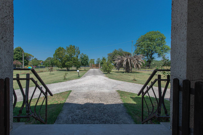 Casa indipendente in vendita a Pontecorvo