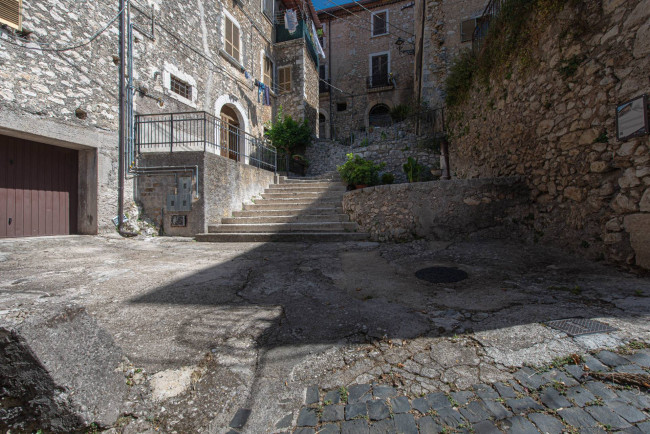 Abitazioni tipiche storiche in vendita a Arce