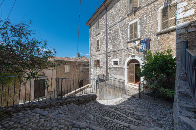Abitazioni tipiche storiche in vendita a Arce