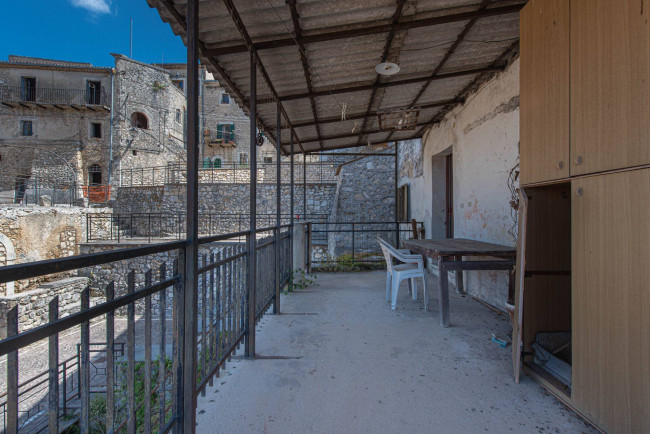 Abitazioni tipiche storiche in vendita a Arce