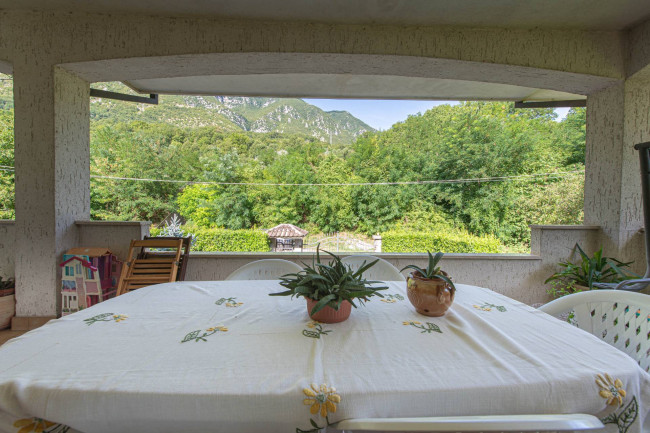 soluzione semiindipendente in vendita a Balsorano