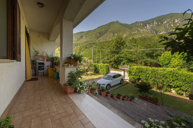 soluzione semiindipendente in vendita a Balsorano