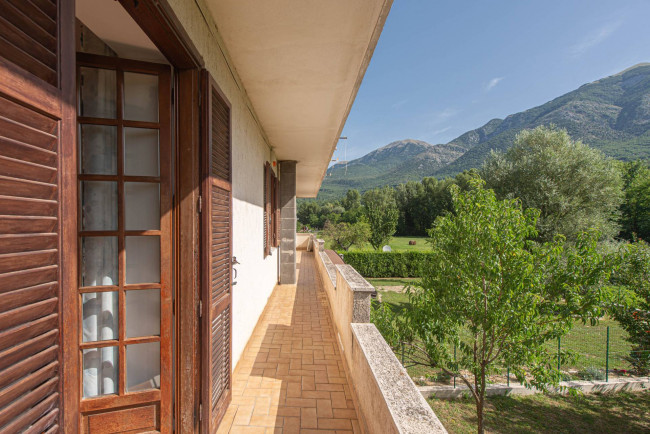 soluzione semiindipendente in vendita a Balsorano