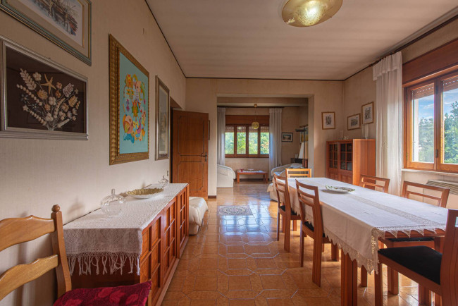 detached house for sale in Colfelice