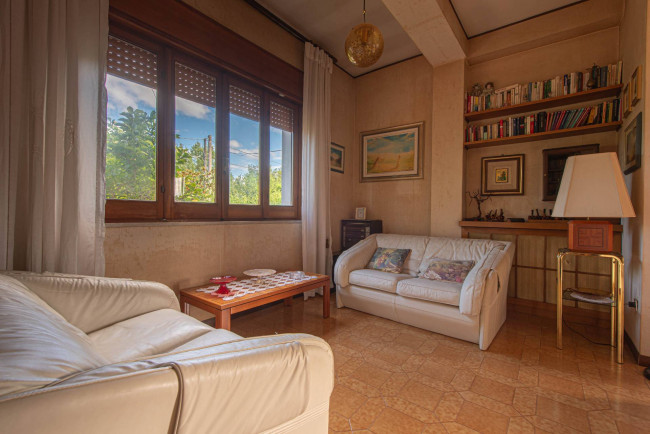 detached house for sale in Colfelice