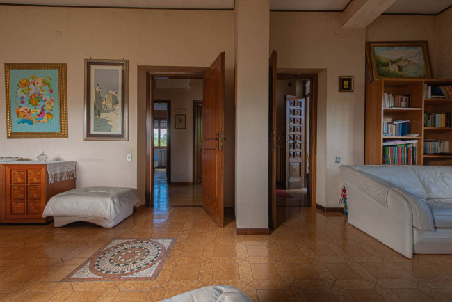 detached house for sale in Colfelice