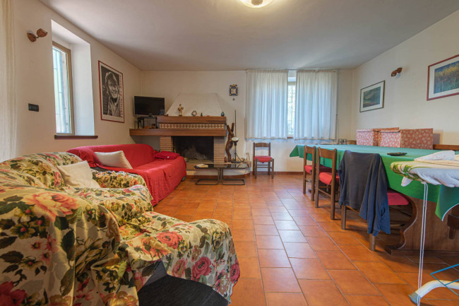 detached house for sale in Colfelice