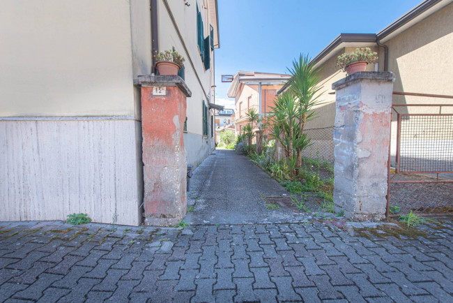 Locale commerciale in vendita a Ceprano