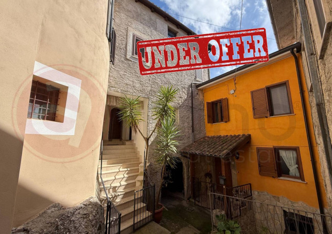 typical historical house for sale in Roccasecca