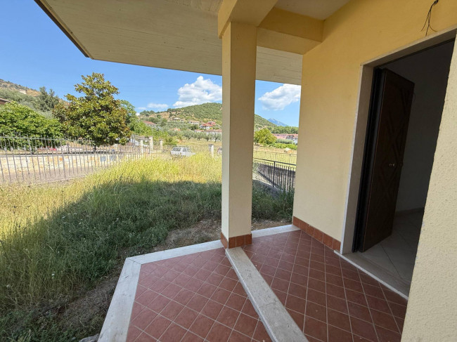 Villette a schiera in vendita a Colfelice