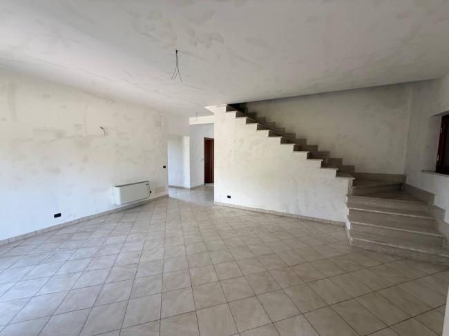 Villette a schiera in vendita a Colfelice