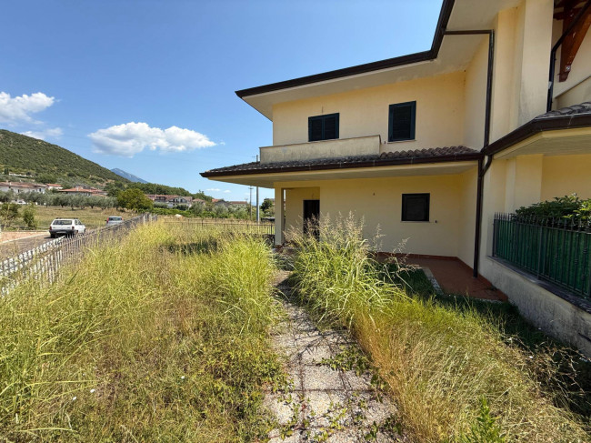 Villette a schiera in vendita a Colfelice