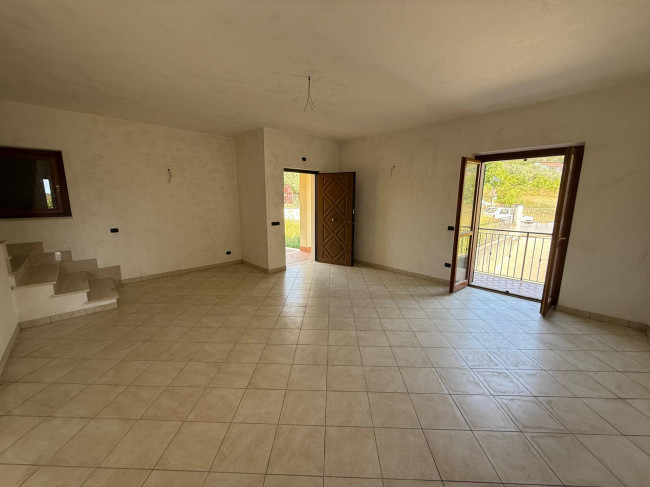 Villette a schiera in vendita a Colfelice