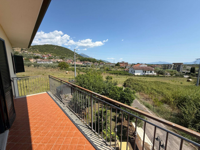 Villette a schiera in vendita a Colfelice