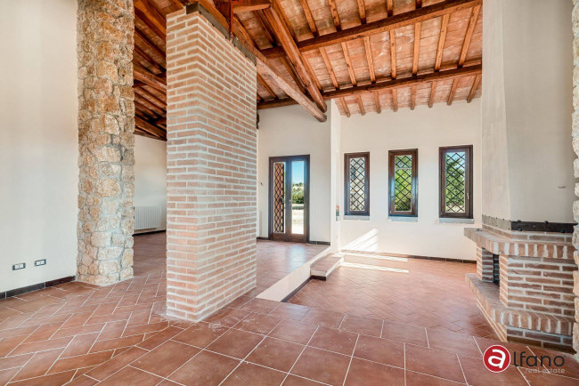 Villa in vendita a Manciano