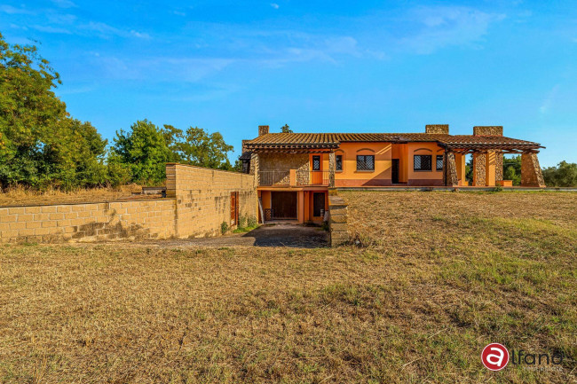 Villa in vendita a Manciano