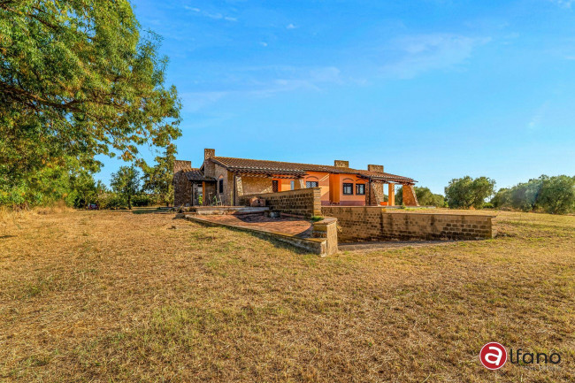 Villa in vendita a Manciano