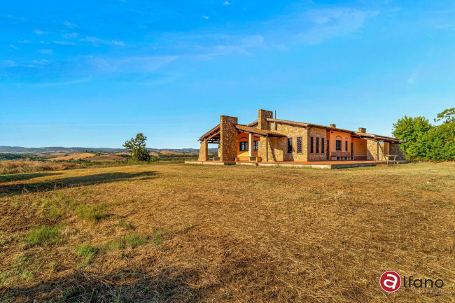 Villa in vendita a Manciano