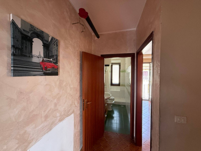 whole building for sale in Colfelice