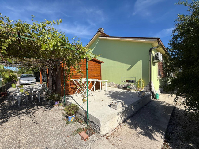 Casa indipendente in vendita a Colfelice