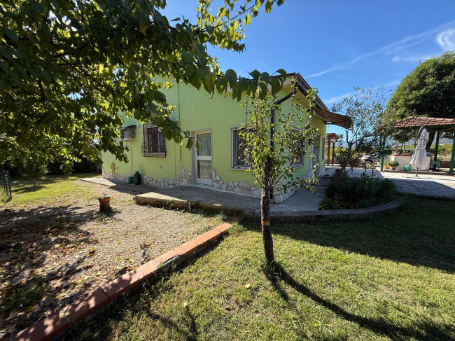 Casa indipendente in vendita a Colfelice
