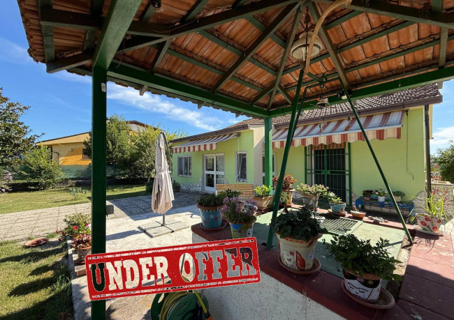 Casa indipendente in vendita a Colfelice