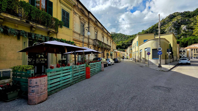 Attività commerciale in vendita a Sora