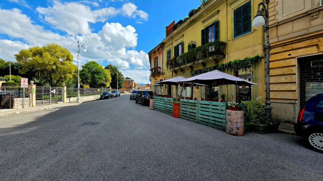 Attività commerciale in vendita a Sora