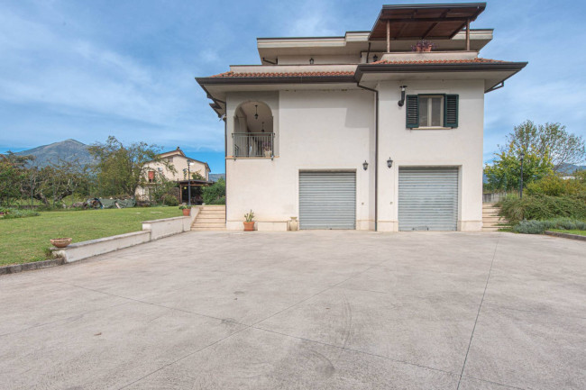 Casa indipendente in vendita a Cassino