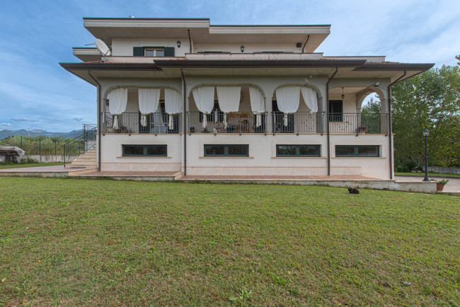 Casa indipendente in vendita a Cassino