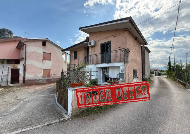 semi-detached house for sale in Cervaro