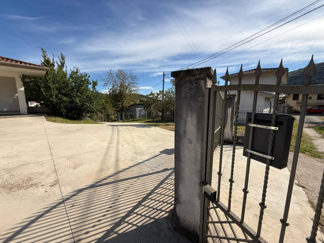 detached house for sale in Roccasecca