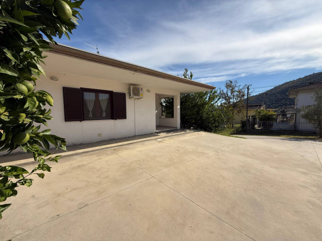 detached house for sale in Roccasecca